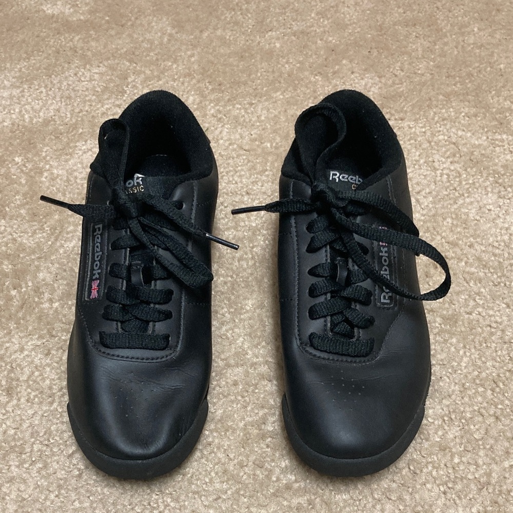 Reebok Women's Black Classic Sneakers